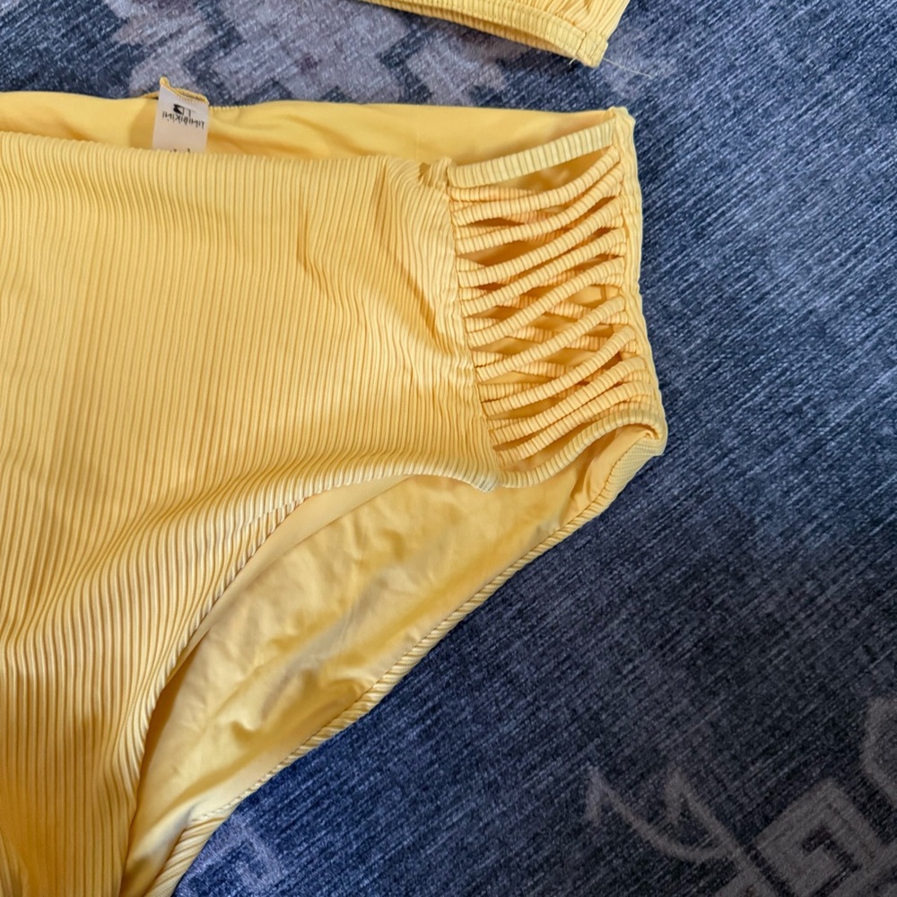 Yellow Ribbed Bikini Set - Picture 2 of 5